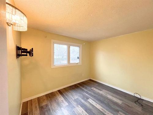 205 Paddington Road, Winnipeg, MB - Indoor Photo Showing Other Room