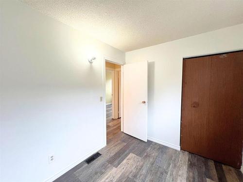 205 Paddington Road, Winnipeg, MB - Indoor Photo Showing Other Room