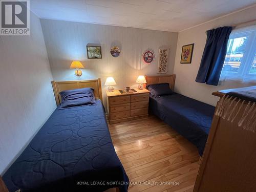 1 Algonquin Avenue, Kirkland Lake, ON - Indoor Photo Showing Bedroom