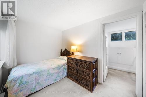 2 Garden Circle, Toronto, ON - Indoor Photo Showing Bedroom