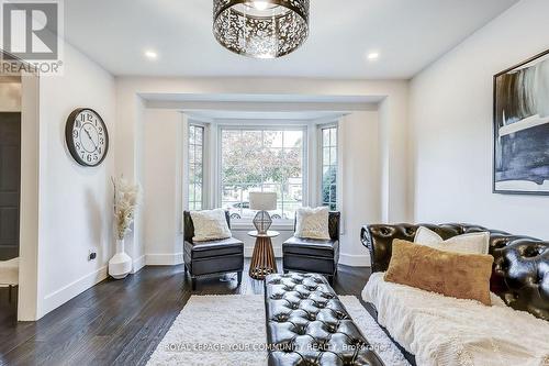 289 Tranquil Court, Pickering, ON - Indoor Photo Showing Living Room