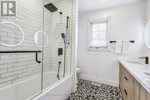 289 Tranquil Court, Pickering, ON - Indoor Photo Showing Bathroom