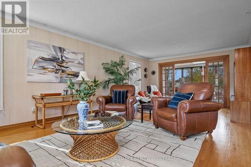 1021 Sydenham Road, Kingston (City Northwest), ON - Indoor Photo Showing Living Room