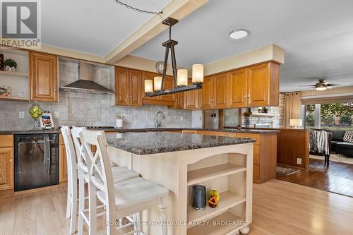 1021 Sydenham Road, Kingston (City Northwest), ON - Indoor Photo Showing Kitchen