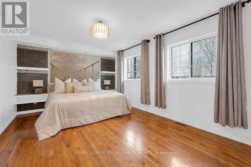 48 Fleming Road, Quinte West, ON - Indoor Photo Showing Bedroom