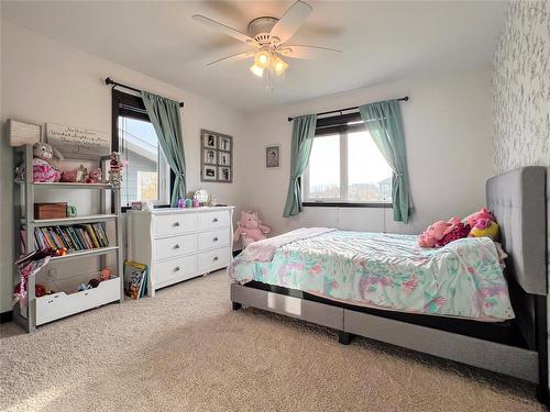 44 Kemville Crescent, Kemnay, MB - Indoor Photo Showing Bedroom