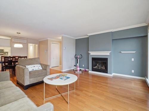 Overall view - 3-9857 Boul. Lasalle, Montréal (Lasalle), QC - Indoor Photo Showing Living Room With Fireplace