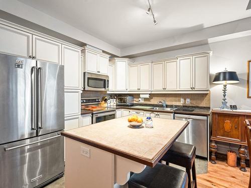 Cuisine - H-8 Rue Ste-Lucie, Sainte-Agathe-Des-Monts, QC - Indoor Photo Showing Kitchen