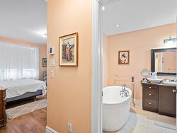 Ensuite bathroom - 