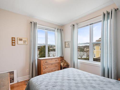 Chambre Ã Â coucher - H-8 Rue Ste-Lucie, Sainte-Agathe-Des-Monts, QC - Indoor Photo Showing Bedroom