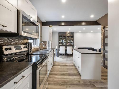 Cuisine - 6346 Rue De Prince-Rupert, Laval (Auteuil), QC - Indoor Photo Showing Kitchen With Upgraded Kitchen