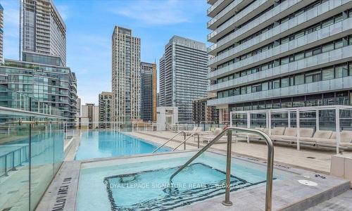 1606-161 Roehampton Ave, Toronto, ON - Outdoor With In Ground Pool