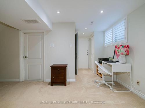 5-36 Yorkminster Rd, Toronto, ON - Indoor Photo Showing Other Room