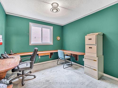 31 Cady Crt, Aurora, ON - Indoor Photo Showing Office