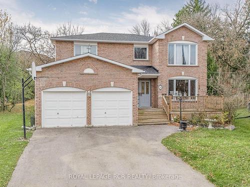 31 Cady Crt, Aurora, ON - Outdoor With Facade