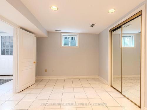 6 Robert St, Markham, ON - Indoor Photo Showing Other Room