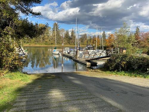 22-111 20Th St, Courtenay, BC - Outdoor With View