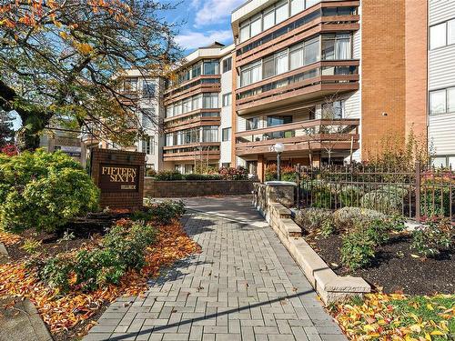 105-1560 Hillside Ave, Victoria, BC - Outdoor