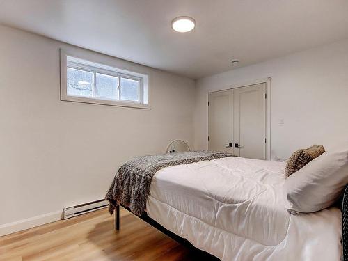 Bedroom - 51 Rue Genest, Saint-Jean-Sur-Richelieu, QC - Indoor Photo Showing Bedroom