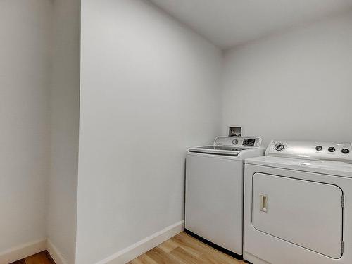 Laundry room - 51 Rue Genest, Saint-Jean-Sur-Richelieu, QC - Indoor Photo Showing Laundry Room