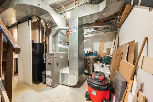 1605 29 Street, Vernon, BC - Indoor Photo Showing Basement