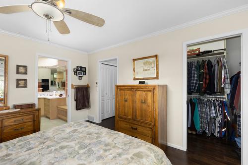 23-1201 Cameron Avenue, Kelowna, BC - Indoor Photo Showing Bedroom