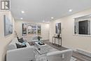 20 Edgemere Crescent, London, ON  - Indoor Photo Showing Living Room 