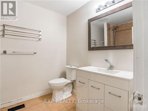 277 Belvedere Road, Prescott And Russell, ON - Indoor Photo Showing Bathroom