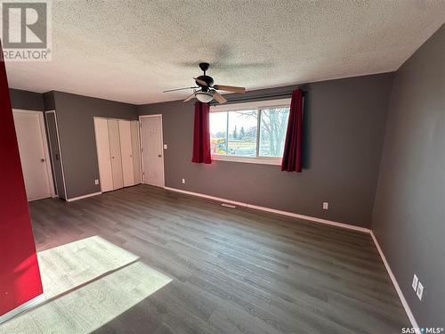 1021 Bison Avenue, Weyburn, SK - Indoor Photo Showing Other Room