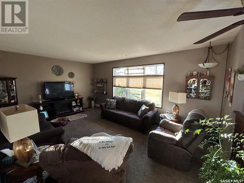 Mckee Acreage, Golden West Rm No. 95, SK - Indoor Photo Showing Living Room