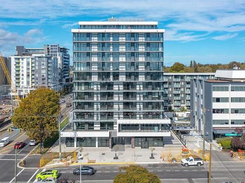 1010-1100 Yates St, Victoria, BC - Outdoor With Balcony With Facade