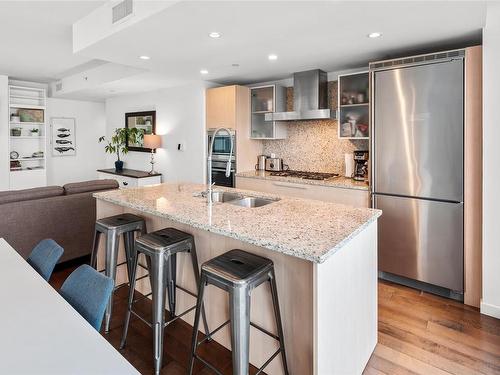 701-707 Courtney St, Victoria, BC - Indoor Photo Showing Kitchen With Stainless Steel Kitchen With Double Sink With Upgraded Kitchen