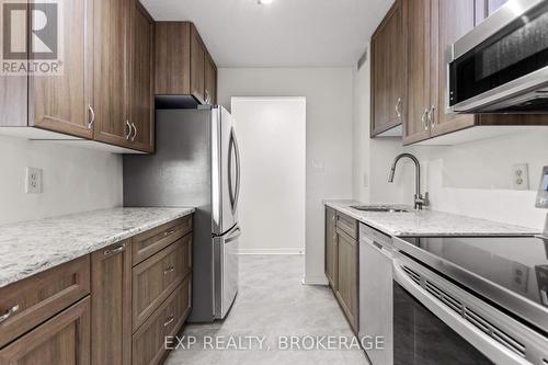 603 - 14 Greenview Drive, Kingston (Central City West), ON - Indoor Photo Showing Kitchen With Upgraded Kitchen