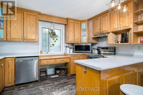 806 County 26 Road, Brighton, ON - Indoor Photo Showing Kitchen