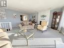 112 Wiltse Place, Penticton, BC  - Indoor Photo Showing Living Room 