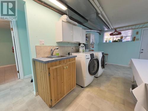 112 Wiltse Place, Penticton, BC - Indoor Photo Showing Laundry Room