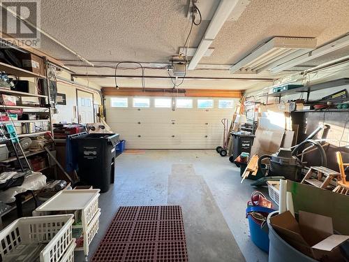 112 Wiltse Place, Penticton, BC - Indoor Photo Showing Garage