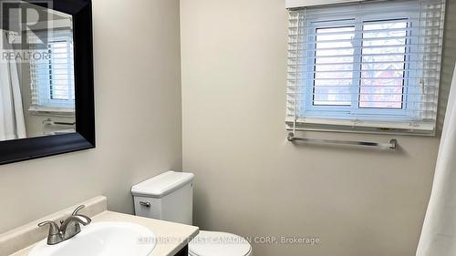 8 - 683 Windermere Road, London, ON - Indoor Photo Showing Bathroom