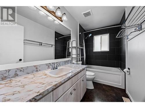 705 Soldier Road, Kamloops, BC - Indoor Photo Showing Bathroom