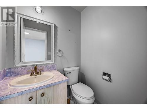 705 Soldier Road, Kamloops, BC - Indoor Photo Showing Bathroom