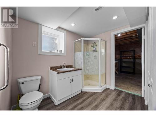 705 Soldier Road, Kamloops, BC - Indoor Photo Showing Bathroom