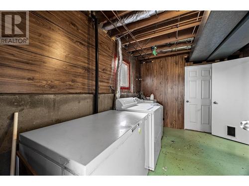 705 Soldier Road, Kamloops, BC - Indoor Photo Showing Laundry Room