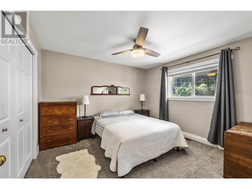 2120 Sun Peaks Road Unit# 11, Sun Peaks, BC - Indoor Photo Showing Bedroom