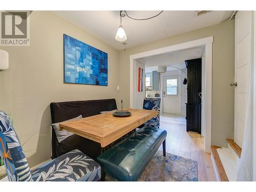 1740 Mountain Avenue, Kelowna, BC - Indoor Photo Showing Dining Room