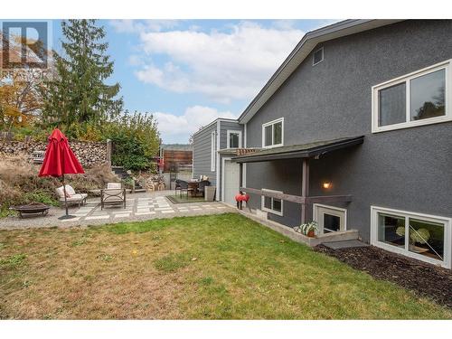 1740 Mountain Avenue, Kelowna, BC - Outdoor With Exterior