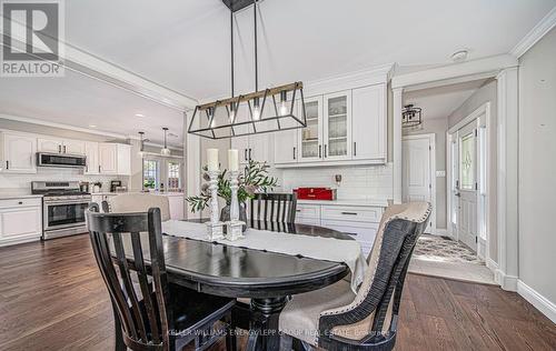 8 Sunny Ridge Trail, Clarington, ON - Indoor Photo Showing Dining Room