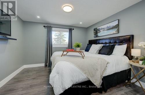 51 Rossford Crescent E, Kitchener, ON - Indoor Photo Showing Bedroom