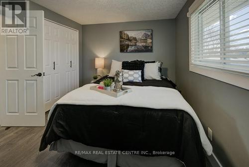 51 Rossford Crescent E, Kitchener, ON - Indoor Photo Showing Bedroom