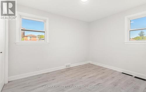 11 Garnet Street, St. Catharines, ON - Indoor Photo Showing Other Room