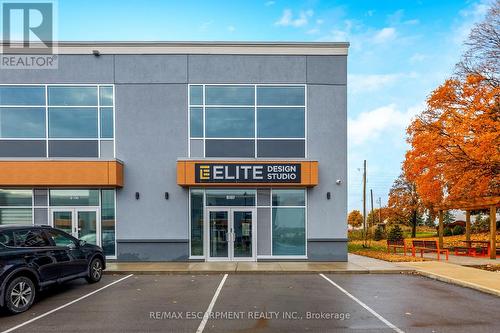 207 - 1038 Garner Road W, Hamilton, ON 